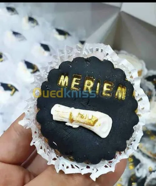 Gâteaux et appéritifs sur commande