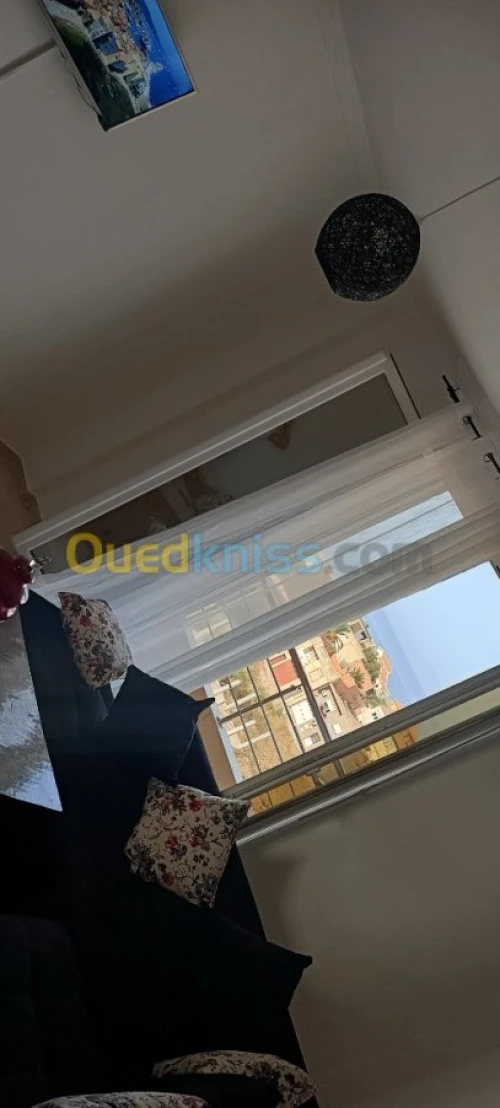 Location Appartement F3 Oran Ain el turck
