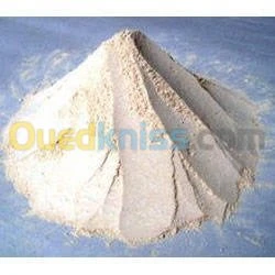 فرينة نشارة الخشب (poudre de science)