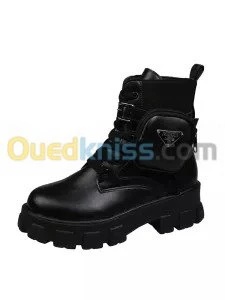 Sooold godasse Noir et beige 