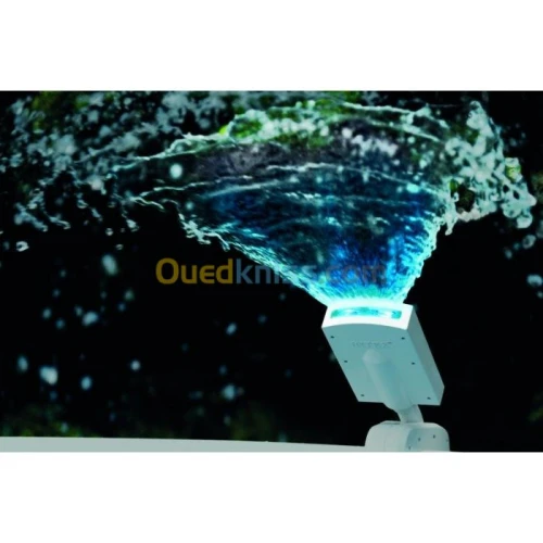 Fontaine de piscine à LED multicolore 