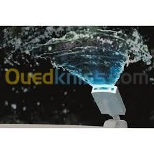 Fontaine de piscine à LED multicolore 