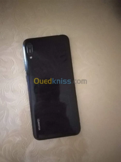 Huawei Huawei y6 2019