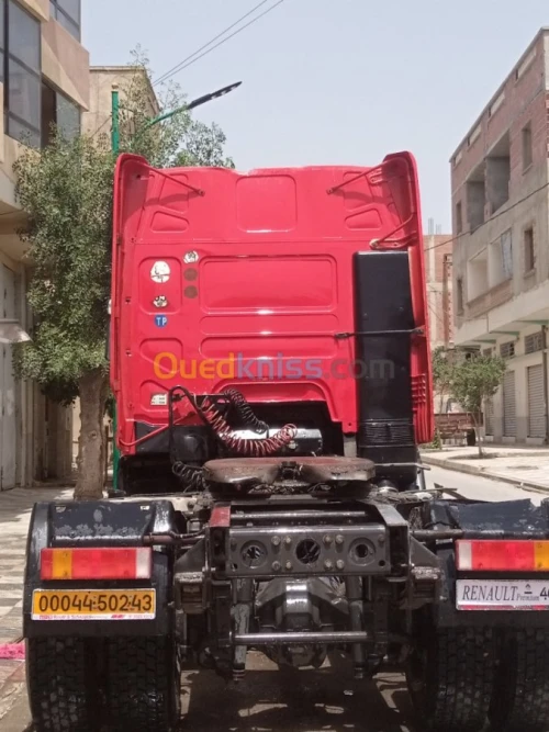 Renault Premium 400