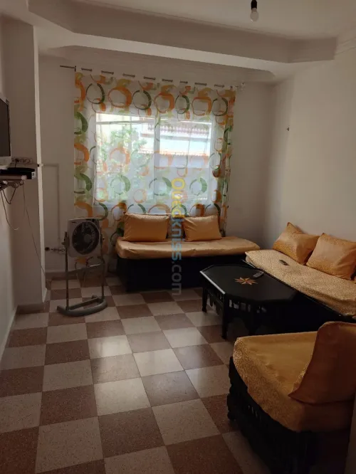 Location vacances Niveau De Villa F2 Alger Birkhadem