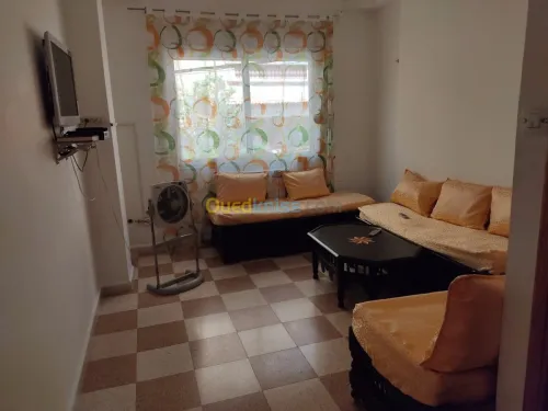 Location vacances Niveau De Villa F2 Alger Birkhadem