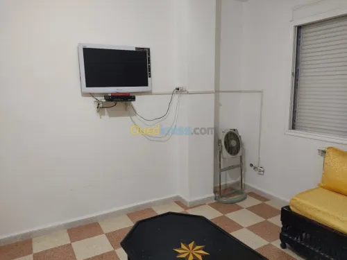 Location vacances Niveau De Villa F2 Alger Birkhadem