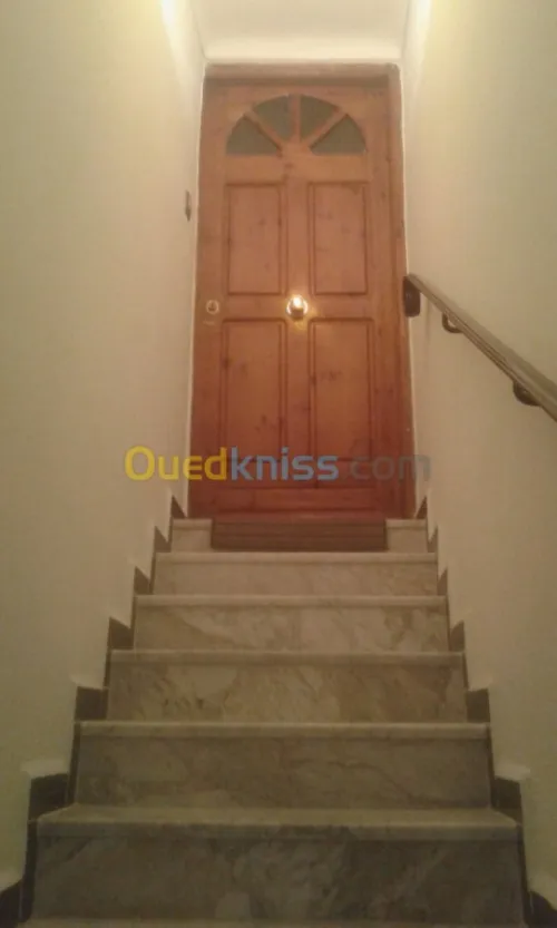 Location Duplex F4 Alger Hydra