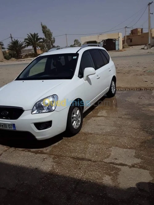 Kia Carens 2011 