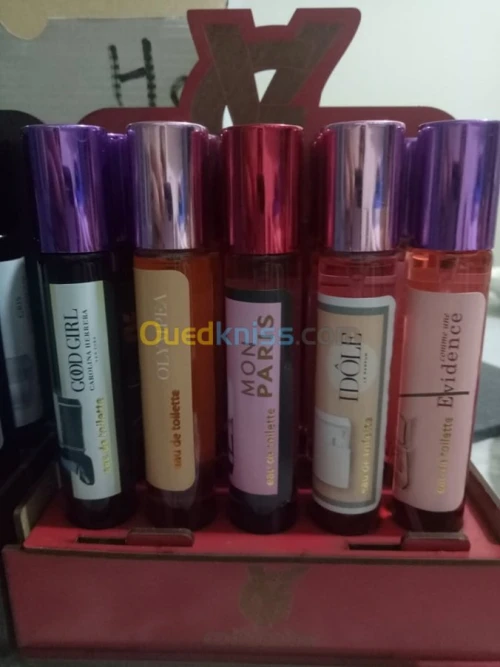 parfums femmes et hommes  