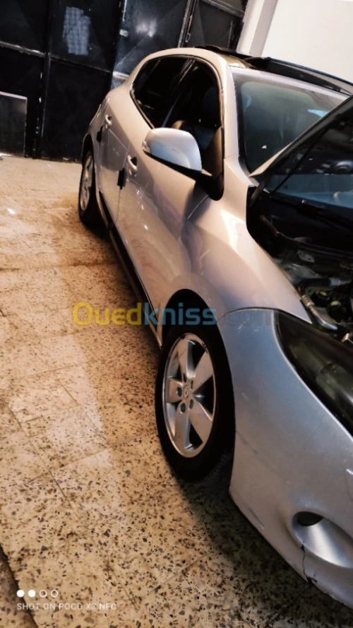 Megan 3  2010 2021 dci