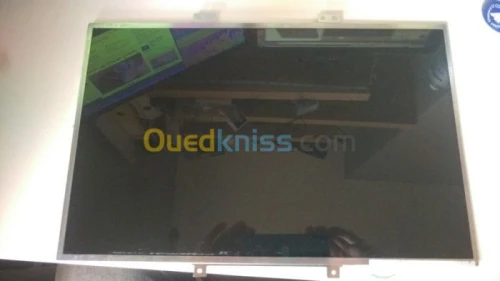 Ecran Ltn 154at01-001 15.4