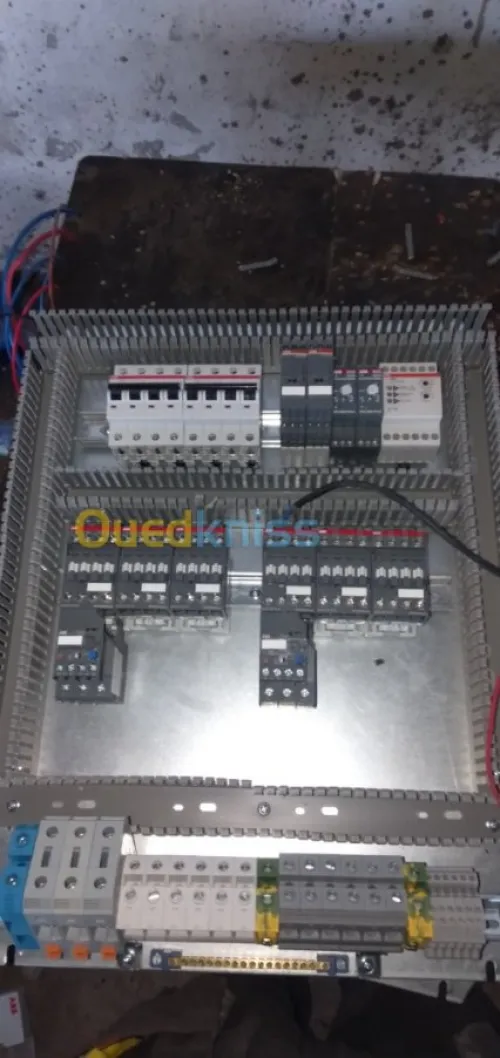 Câblage des armoires électriques