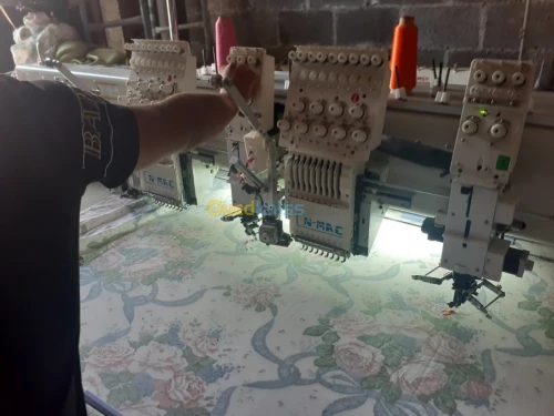 Machine à broderie 2 têtes