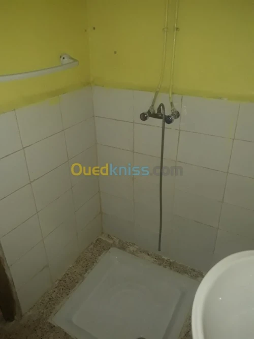 Location Appartement F3 Oran Hassi bounif