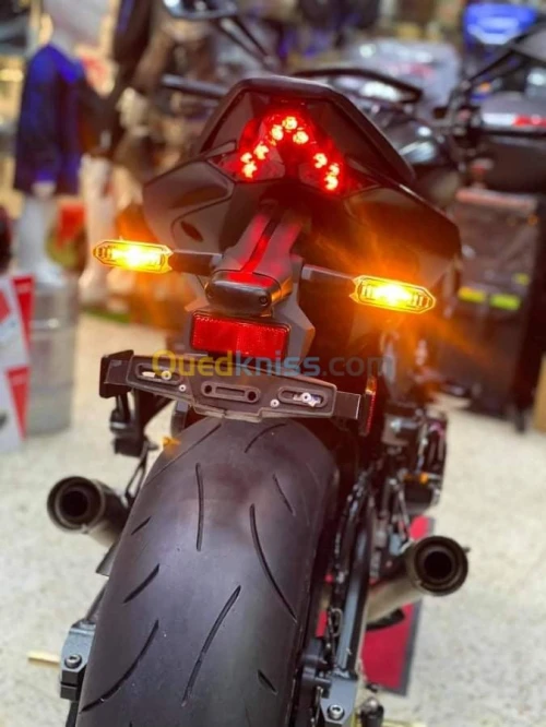 Kawasaki  Z1000