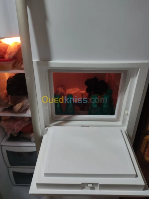 Réfrigérateur ENIEM SBS FRS U20GA