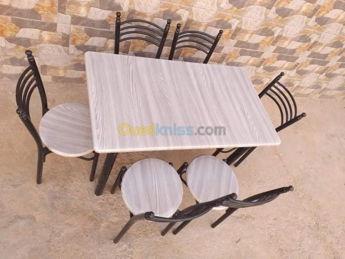 Table salle manger 3d livraison gratui