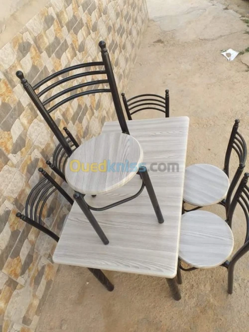 Table salle manger 3d livraison gratui