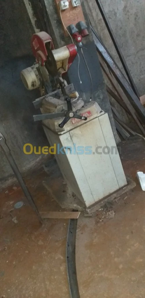 Fabrication meuble métallique 