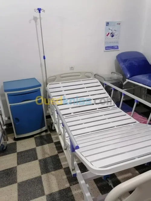 Lits d'hospitalisation