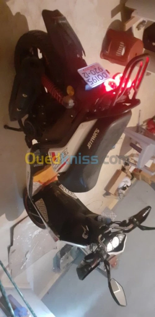 Moto Symlux