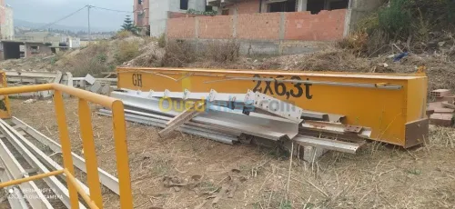 Vente hangar avec pont (grue) roulant
