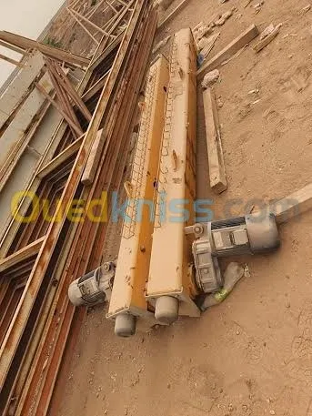 Vente hangar avec pont (grue) roulant