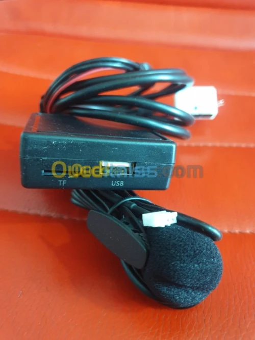 Cable  USB SD Bluetooth volgasvagan