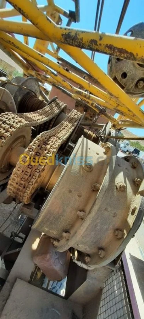 آلة حفر  Sonda  moteur V8 maz