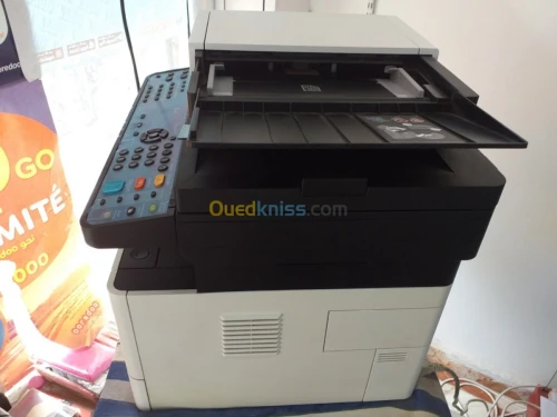 Ecosys M2135dn imprimante/photocopieur