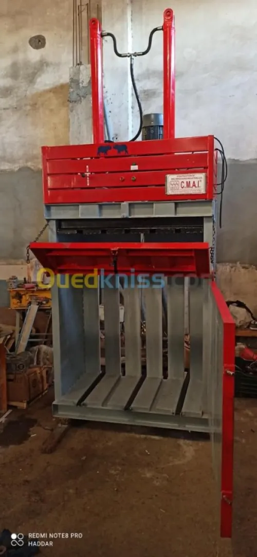EQUIPEMENTS INDUSTRIELS