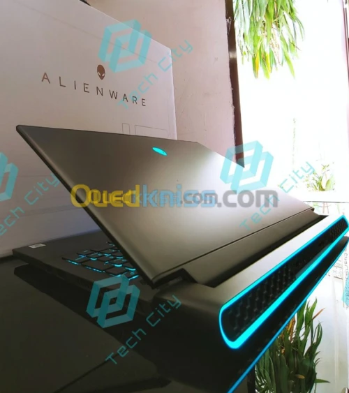 VENDU - Alienware m17 R4 RTX 3070 Max-P VENDU