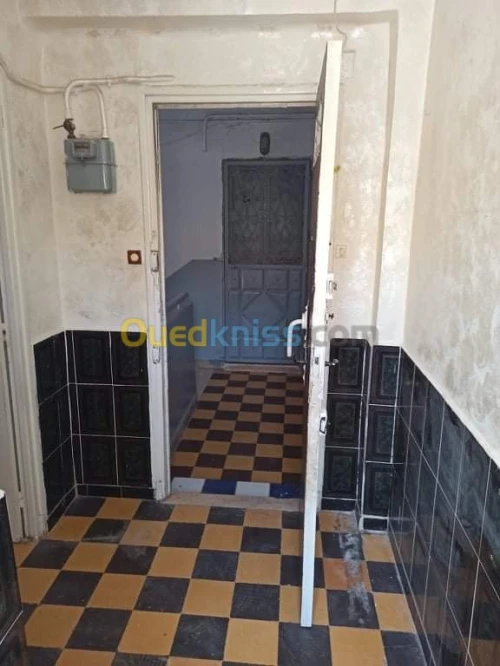 Vente Studio Medea Medea
