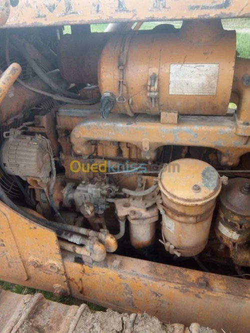 Komatsu D85 A12 