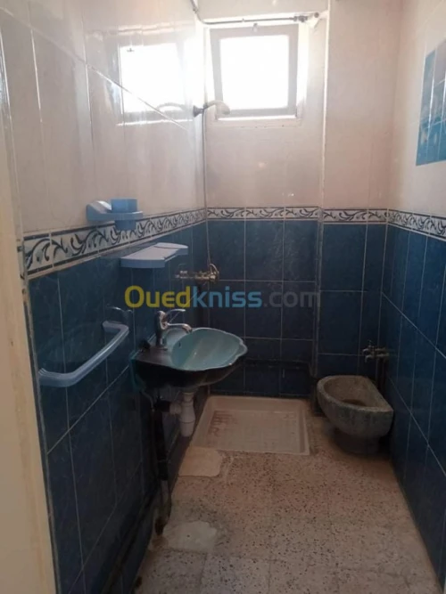 Vente Appartement F3 Ain temouchent Hassi el ghella