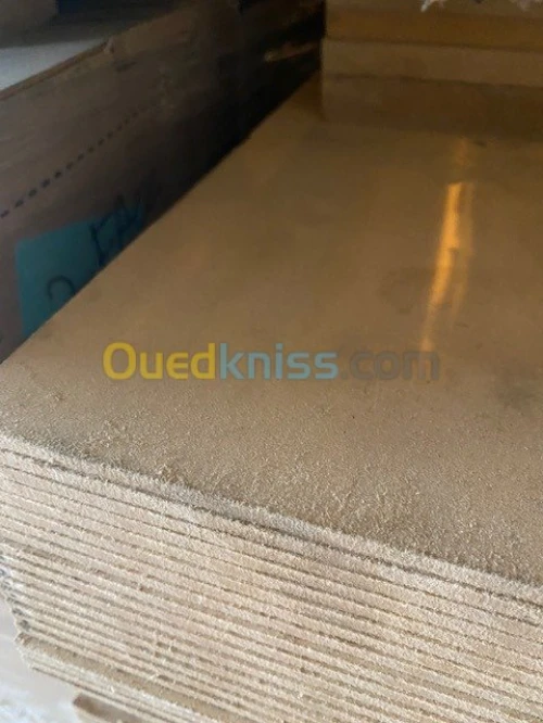 Panneaux MDF / MELANINÉ