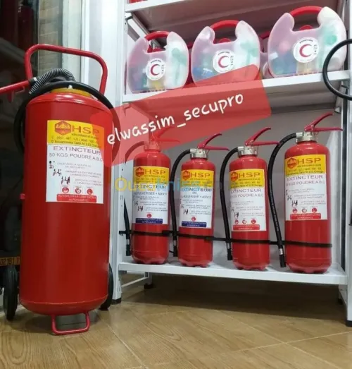 Extincteur et matériel de sécurité