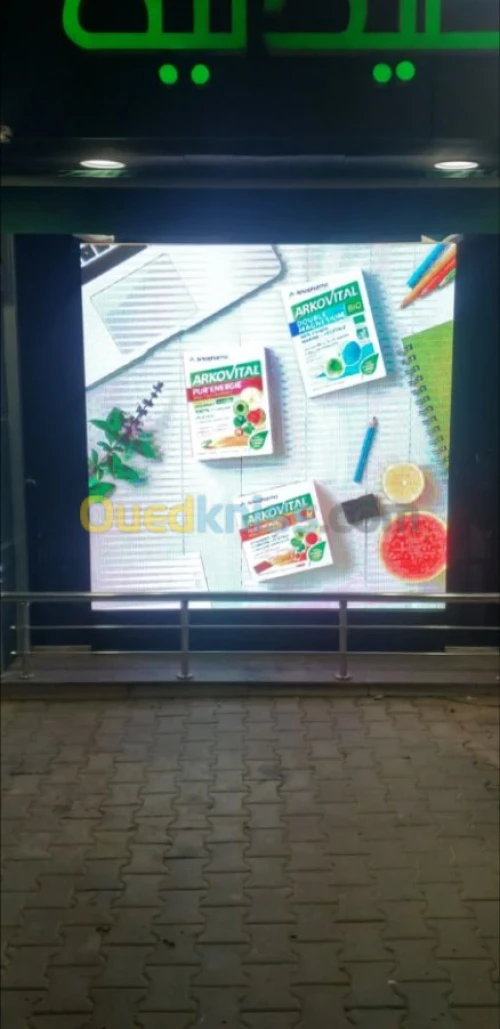 LED panneaux affichage ecran géant