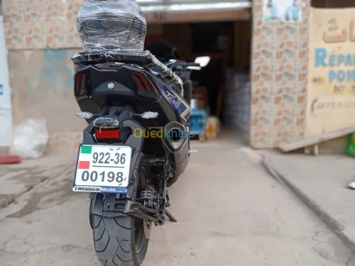 Yamaha Tmax dx