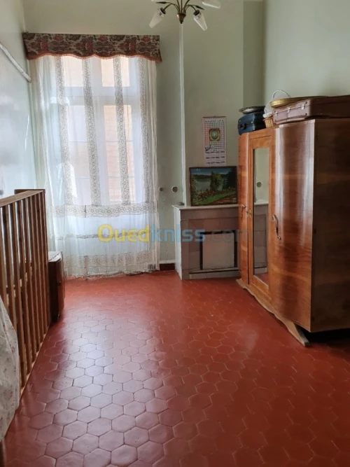 Vente Appartement F8 Tlemcen Tlemcen