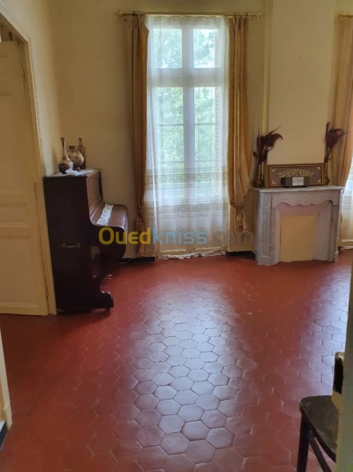 Vente Appartement F8 Tlemcen Tlemcen