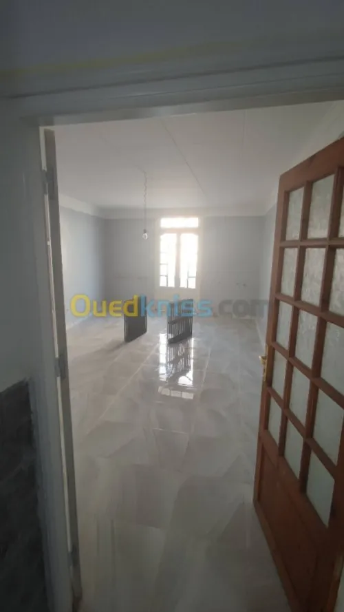 Location Niveau De Villa F3 Setif Setif