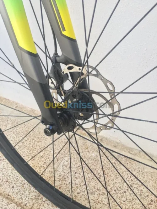 Vélo Gravel SARACEN