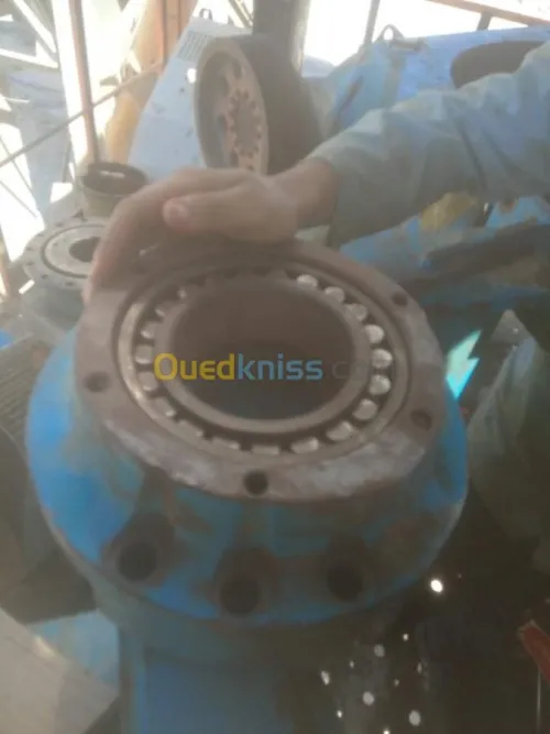 Montage/réparation centrale à béton