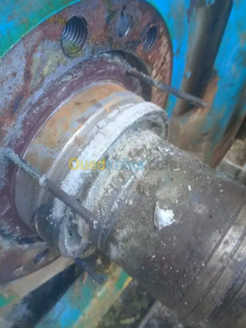 Montage/réparation centrale à béton