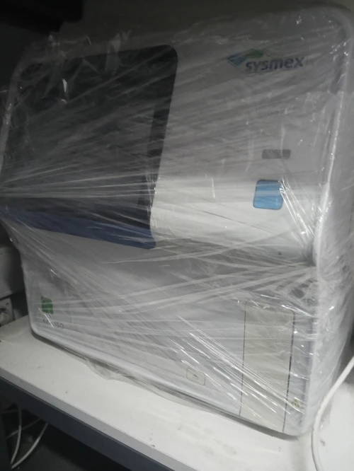 A vendre matériel laboratoire d'analyses médicales