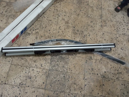 Barre de toit et Porte Bagages