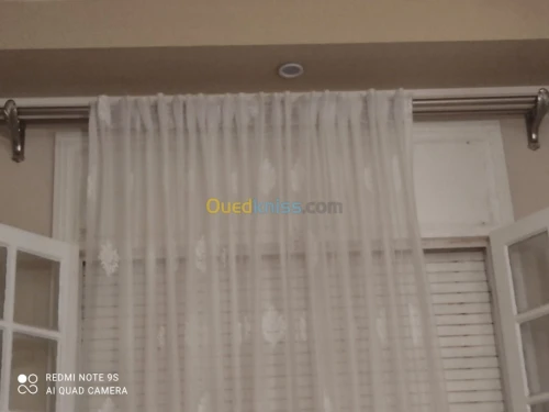 Montage meuble , montage traingle