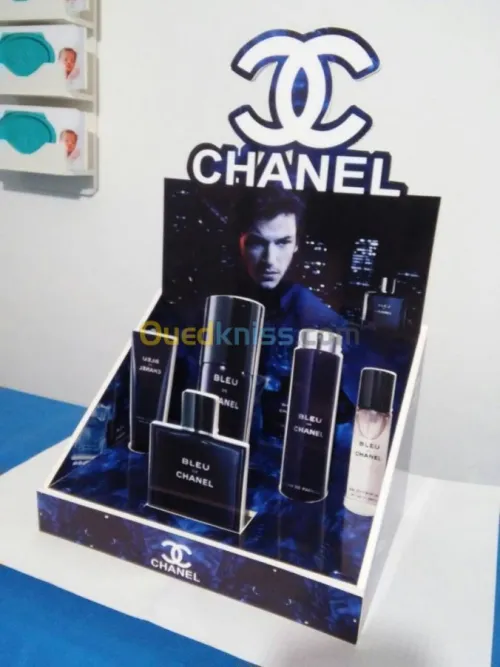 Fabrication de Présentoirs PLV 